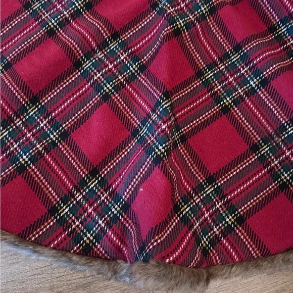 Tartan plaid tree skirt - Picture 2 of 2